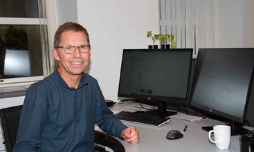 Morten helps customers produce at a lower cost