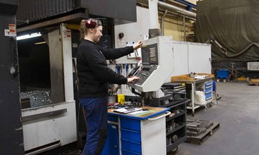 Machinist Anna Krogshave Dahlgren about everyday life in BSB Industry