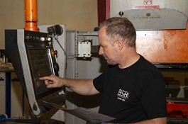 Constructions are bent in aluminium