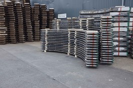 Steel flanges from 10 mm all the way up to 200 mm