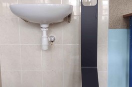 Alcohol dispensers with hand disinfection