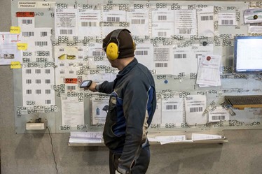 Management: Scanning system ensures quality and traceability